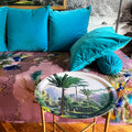 "Plateau Manicaria sur piètement métallique doré, table d'appoint décorative"