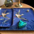 "Plateau émaillé Hirondelle - Duo de plateaux en ambiance décorative"